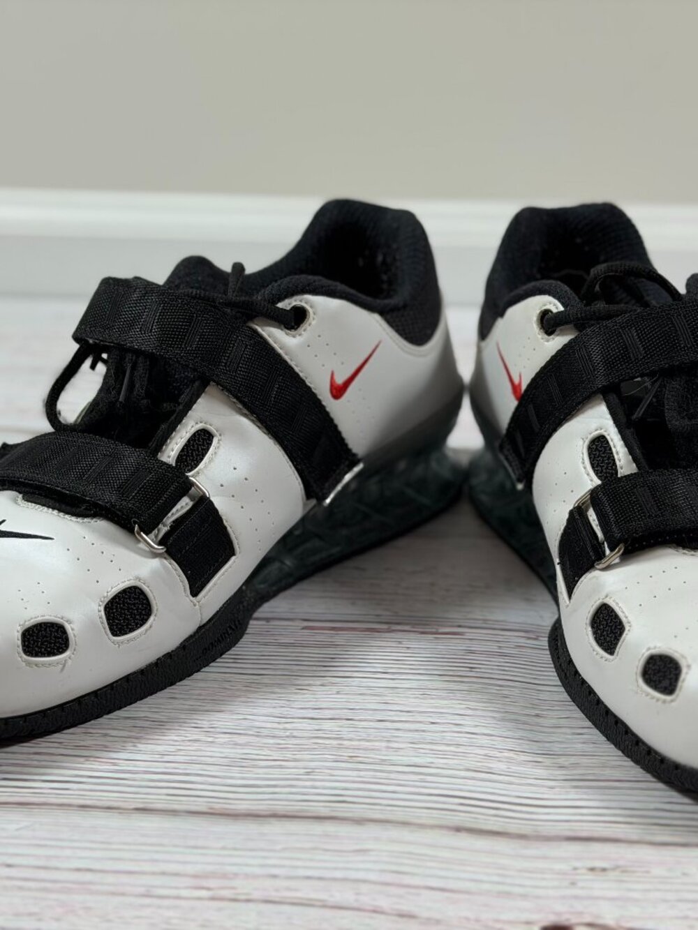 Nike Romaleos 2 Weightlifting Shoes White Black Red Men’s Size 13 - Picture 8 of 10